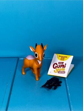 ⭐️ Zuru - Gumi Yum Surprise - Wildlife - Dik-dik Antelope w/ beetle accessory